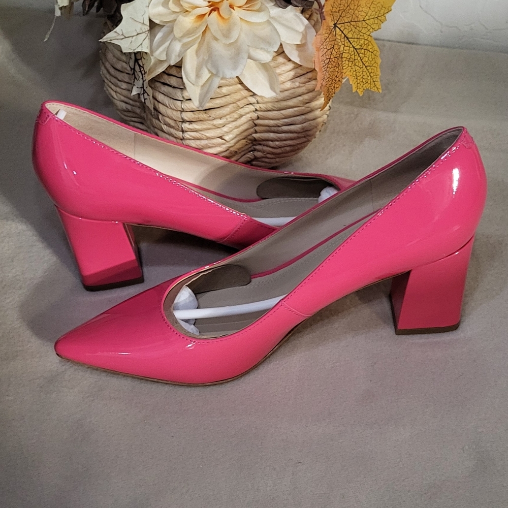 Marc Fisher Women's NWOT Fuschia Pink Pointy Toe Zala 3in Heel Pumps Size 8M - Picture 3 of 13